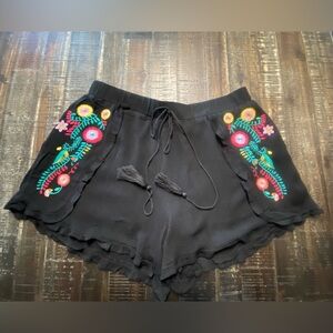 NWT Umgee Black Elastic Waist Shorts with Colorful Floral Embroidery